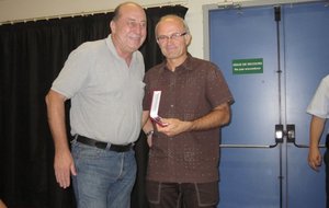 Pascal récompensé par un collègue Vert